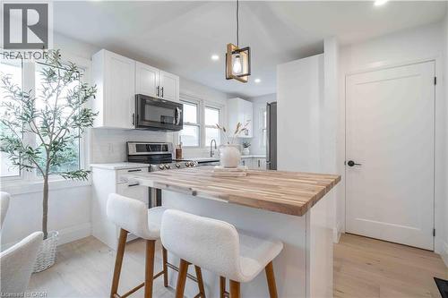 67 Toby Crescent, Hamilton, ON - Indoor Photo Showing Other Room