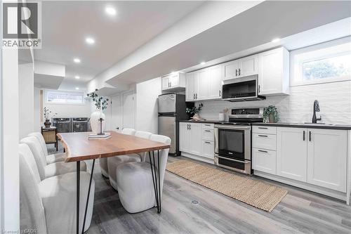 67 Toby Crescent, Hamilton, ON - Indoor Photo Showing Other Room