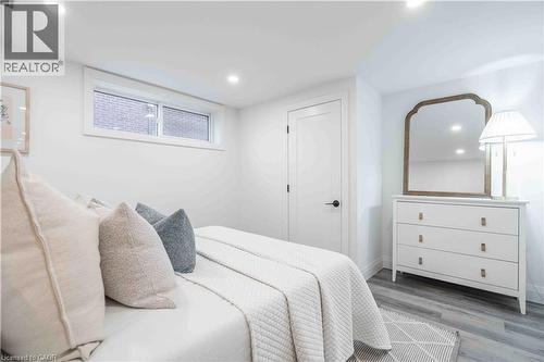 67 Toby Crescent, Hamilton, ON - Indoor Photo Showing Bedroom