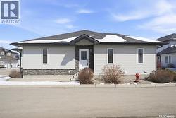 27 547 East Hampton BOULEVARD  Saskatoon, SK S7R 0H8