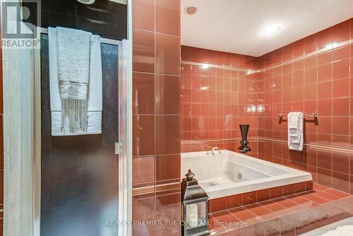 118 Cowan Drive, Vaughan, ON - Indoor Photo Showing Bathroom