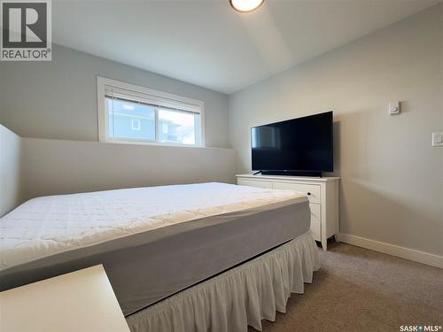 302 Pepper Place, Saskatoon, SK - Indoor Photo Showing Bedroom