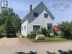 49 Chapel Street Parrsboro, NS B0M 1S0