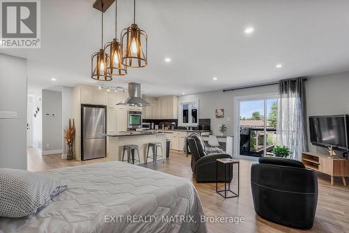 3515 Front Road E, Champlain, ON - Indoor