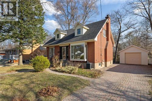 871 Lakeshore ROAD  Sarnia, ON N7V 2V1