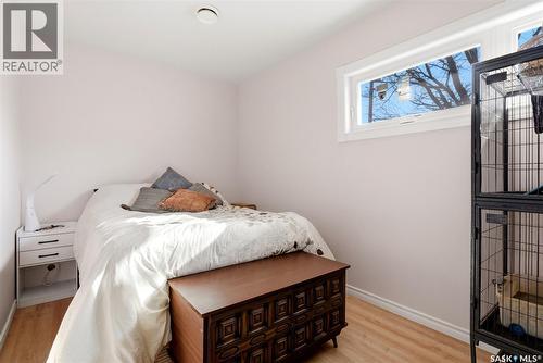 321 Elphinstone Street, Regina, SK - Indoor Photo Showing Bedroom