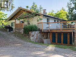 712 Ninth Street Nelson, BC V1L 3B7