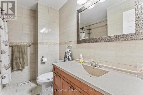 5824 Prairie Circle, Mississauga, ON - Indoor Photo Showing Bathroom