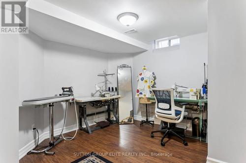 5824 Prairie Circle, Mississauga, ON - Indoor Photo Showing Other Room