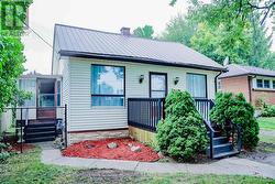 383 EDMONTON STREET  London East, ON N5W 4Y6