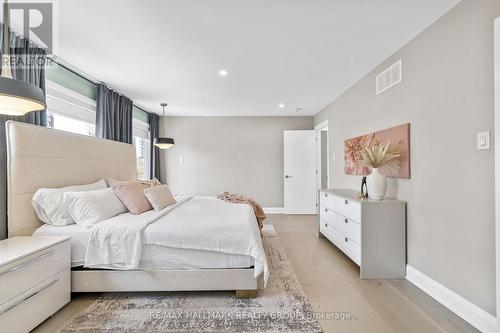 101 Tay Street, Ottawa, ON - Indoor Photo Showing Bedroom