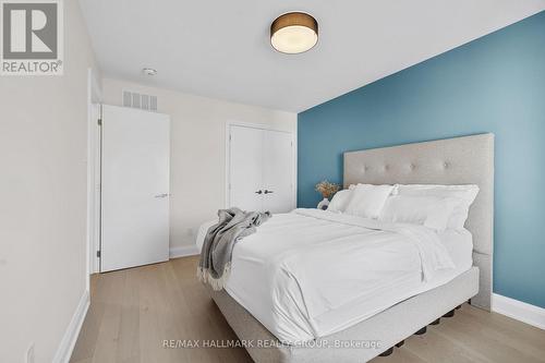 101 Tay Street, Ottawa, ON - Indoor Photo Showing Bedroom