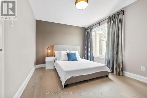 101 Tay Street, Ottawa, ON - Indoor Photo Showing Bedroom