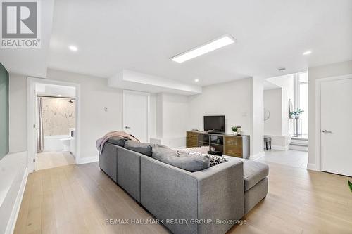 101 Tay Street, Ottawa, ON - Indoor