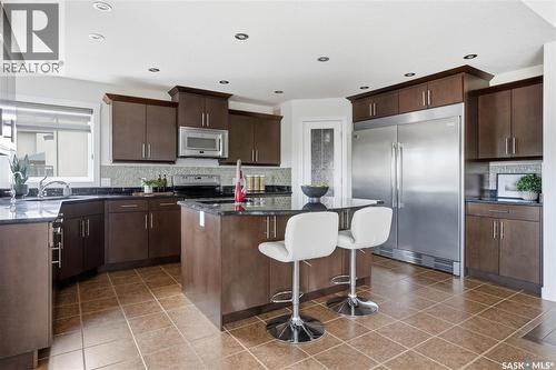 4128 Green Willow Terrace E, Regina, SK - Indoor Photo Showing Kitchen