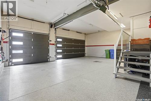 4128 Green Willow Terrace E, Regina, SK - Indoor Photo Showing Garage