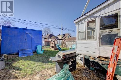 34 Barons Avenue S, Hamilton, ON - Outdoor