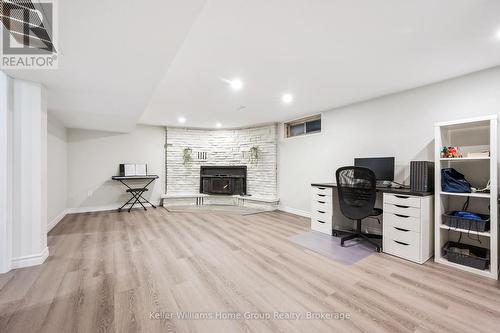 23 Hastings Boulevard, Guelph (Grange Road), ON - Indoor