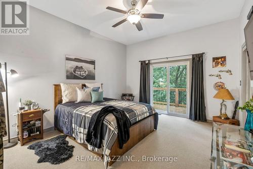 283 Platten Boulevard, Scugog, ON - Indoor Photo Showing Bedroom