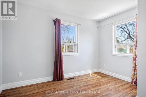 64 Dunkirk Drive, St. Thomas, ON - Indoor Photo Showing Other Room