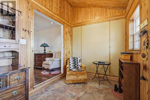 22476 Coldstream Road, Middlesex Centre, ON - Indoor Photo Showing Other Room