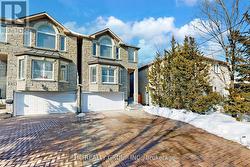 204B FINCH AVENUE E Toronto, ON M2N 4R9