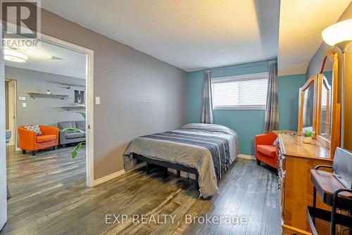 120 - 78 Roehampton Avenue, St. Catharines (Carlton/Bunting), ON - Indoor Photo Showing Bedroom