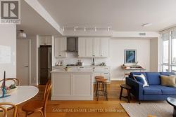 707 - 36 HOWARD PARK AVENUE Toronto, ON M6R 0A5