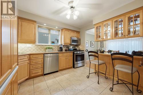 51 Faludon Drive, Halton Hills, ON - Indoor Photo Showing Kitchen