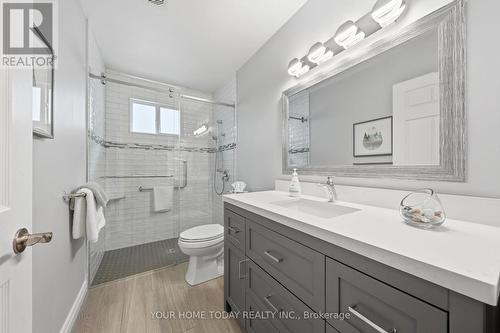 51 Faludon Drive, Halton Hills, ON - Indoor Photo Showing Bathroom