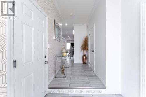 301 Freure Drive, Cambridge, ON - Indoor Photo Showing Other Room