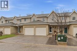 10 HOLBORN Court Unit# 30  Kitchener, ON N2A 3Y9
