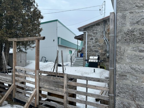 Courtyard - 1660 Route 335, Saint-Lin/Laurentides, QC - Outdoor