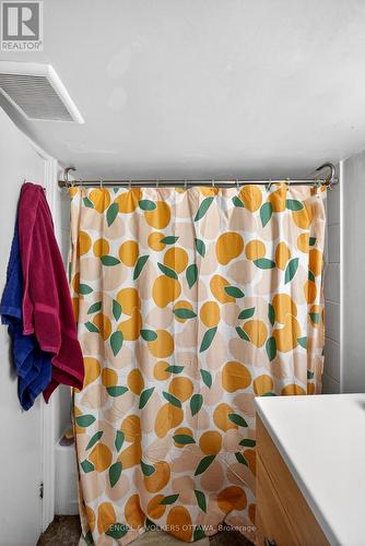 Unit 2 - 251 Arlington Avenue, Ottawa, ON - Indoor Photo Showing Other Room