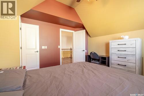 2514 Broderick Road, Regina, SK - Indoor Photo Showing Bedroom