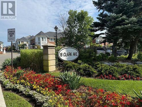 154 - 18 CLARK AVENUE W  Vaughan, ON L4J 8H1