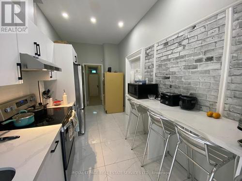 203 - 206 CARLTON STREET , Toronto, Ontario M5A 2L1 5