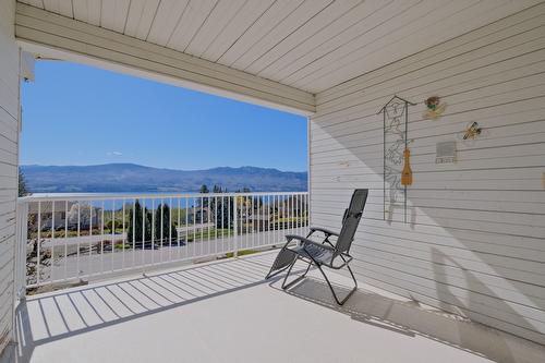 1056 Aubrey Road, West Kelowna, BC - Outdoor With Exterior