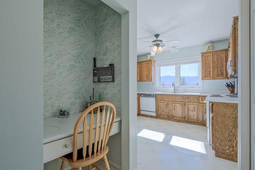 1056 Aubrey Road, West Kelowna, BC - Indoor