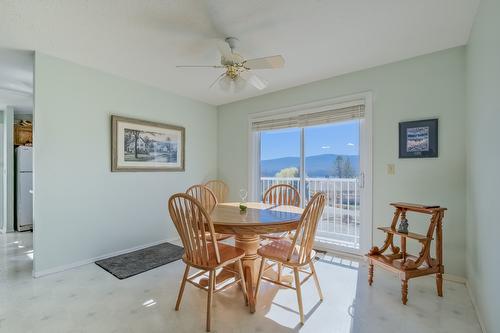 1056 Aubrey Road, West Kelowna, BC - Indoor Photo Showing Dining Room