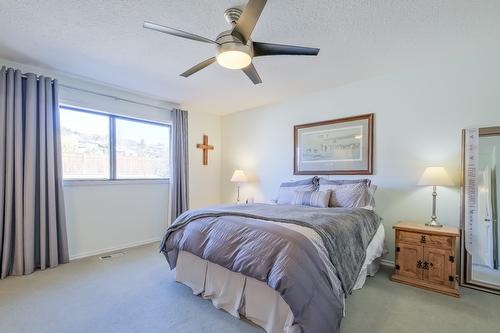 1056 Aubrey Road, West Kelowna, BC - Indoor Photo Showing Bedroom