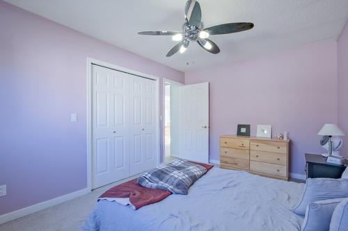 1056 Aubrey Road, West Kelowna, BC - Indoor Photo Showing Bedroom