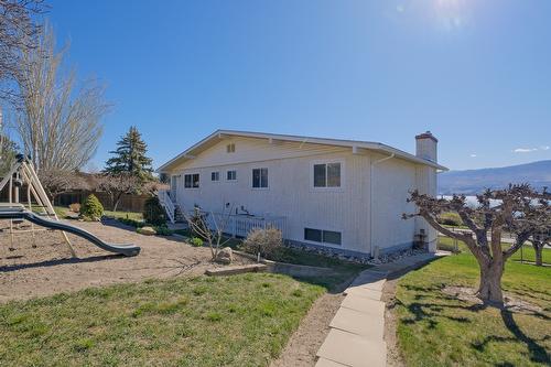 1056 Aubrey Road, West Kelowna, BC - Outdoor