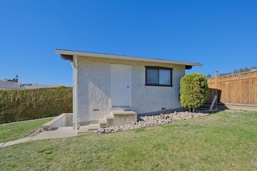 1056 Aubrey Road, West Kelowna, BC - Outdoor