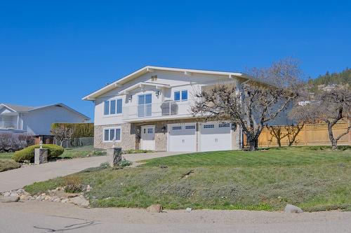 1056 Aubrey Road, West Kelowna, BC - Outdoor