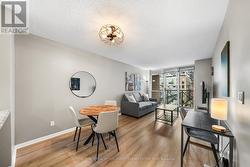 702 - 140 SIMCOE STREET Toronto, ON M5H 4E9