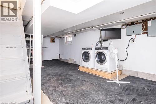 24 Patrick Street, Hamilton, ON - Indoor Photo Showing Laundry Room
