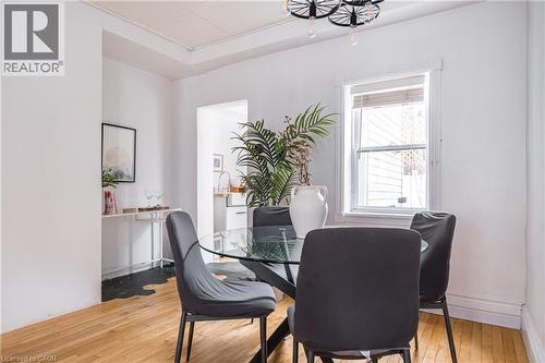 24 Patrick Street, Hamilton, ON - Indoor Photo Showing Dining Room