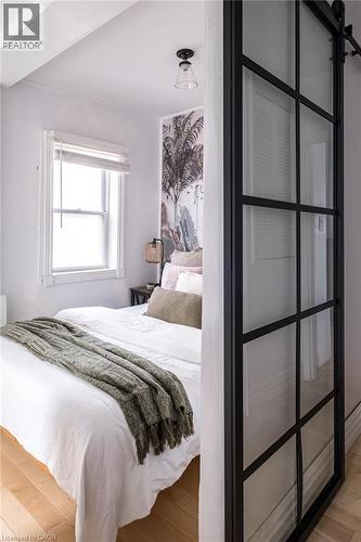 24 Patrick Street, Hamilton, ON - Indoor Photo Showing Bedroom