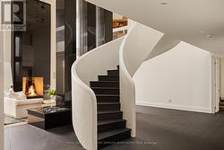 PH1 - 2 LYNWOOD AVENUE Toronto, ON M4V 1K2